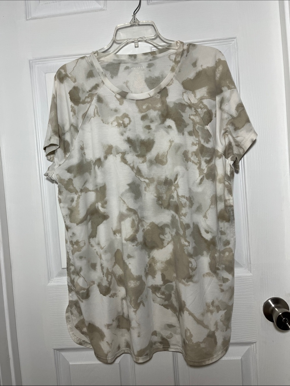 tek gear Beige and Off-White Tie-Dye Workout Tee